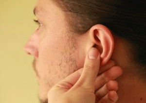 Earlobe Acupressure to Get Relief from Runny Nose